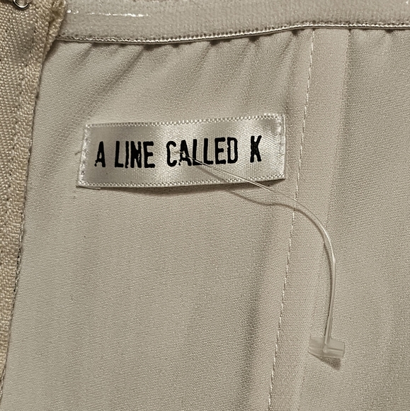 A Line Called K Romper - Picture 7 of 8